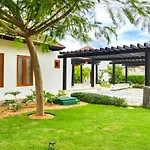 Ileverde 01 - Bbq Grill Bungalow