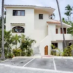 2.Eurocaribe Suites Punta Cana Beach Los Corales Pool Wifi 2 Min From The Beach