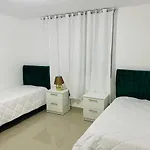 G44- De Lujo. White Sands Residencial