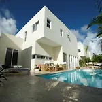 Stylish Luxury San Juan Lakes Villa In Gated Community In Downtown Punta Cana With Private Pool