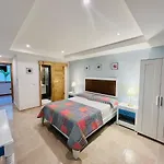 Noe Hotel ,1 Bedroom # 5 Near To The Beach