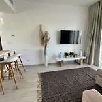 Luxury Condo Coral Bay