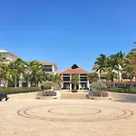 Exclusivos Apartamentos Con Vista A La Playa En Aquamarina, Cap Cana