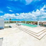 Ducassi Suites Sol Caribe Hotel Beach Club & Spa