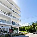 One Suite & Beach 508