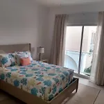 Exquisite 1 Bedroom @ Hard Rock By Cana Pearl