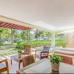 Cap Cana Punta Palmera Bech