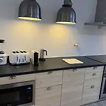 Suite In Shared Apartment, Pool And Beach Access