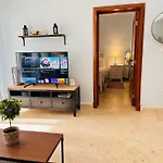 Beauty 1 Bed Pool Views Playa Turquesa O204