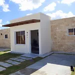 Newly Built Beautiful 2Br House With Yard
