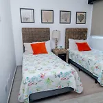 Luxury And Comfort Golf & Pool