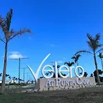 Lovely 2 Bed 2 Bath With Pool