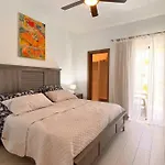 Navio C-103 Brand New Beach Apt