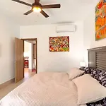 Navio C-103 Brand New Beach Apt