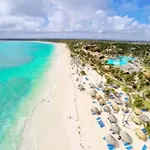 Enticing Villa In Paradise