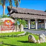 Enticing Villa In Paradise