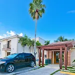 Rosa Hermosa Beauty Pool Views Penthouse Condo Close To Playa Bavaro
