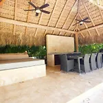 5 Bdr Pool Villa Golf Club