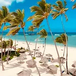 Tropical Garden Luxury Con Picuzzi