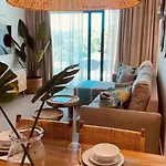Tropical Garden Luxury Con Picuzzi