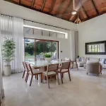 Luxury Cap Cana Villa With 3 Bedrooms, Plunge Pool, Maid, And Golf Course Access