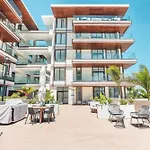 Comfortable 3-Br Apartment At Cap Can Azz