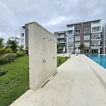 Melody 2Bdr Condo With Pool View In Coral Bay #2