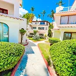 Resort Tropical Villas Beach Club And Spa Bavaro Beach Homes With Wifi Parking Bbq