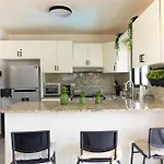 Lujosa Villa Downtown Punta Cana, 3H, 3B C/Piscina