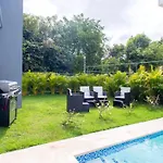 Villa Solano 101