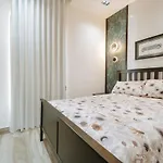 Luxurious Villa In Downtown Punta Cana With Picuzzi