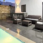 3-Bdrm W Private Pool