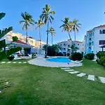 Fantastico Lugar En El Centro De Los Corales Rd