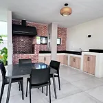 Apartamento Con Piscinas Y Amenidades In Punta Cana