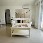 Beautiful Orquidea 2Br Apartment - Walk To Playa Bavaro, El Cortecito
