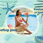 Sunny Suites With Rooftop Pool And Spa - Playa Los Corales