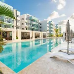 Epic Paraiso Elegance And Comfort