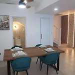 Gorgeous 3 Bed 2 And A Half Bath Villa Nearby Beaches