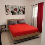 Gorgeous 3 Bed 2 And A Half Bath Villa Nearby Beaches