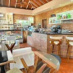 Alojamiento Familiar En Punta Cana Con Piscina