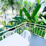 Caribbean Pool Studios Vacation Hotel Wifi Beach Club & Spa