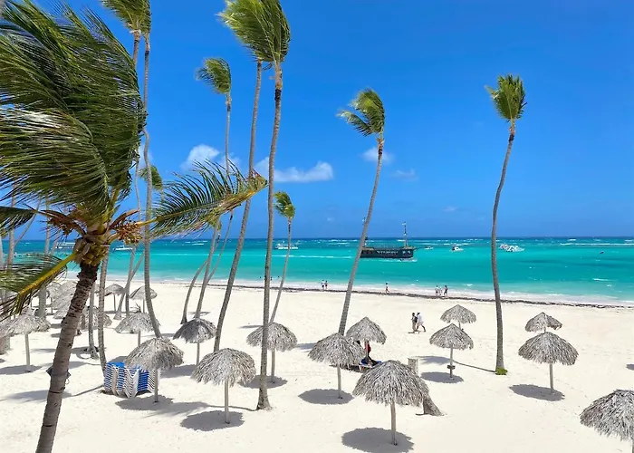 Ducassi Suites Rooms & Beach - Playa Bavaro - Wifi - Parking - Rooftop Pool & Spa