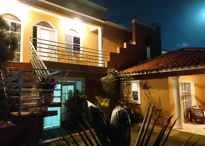Julieta Garden Home