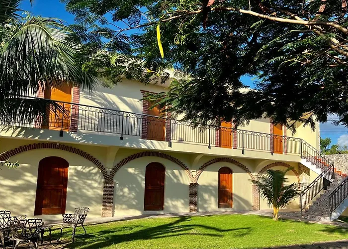Aparta Hotel Yamilí
