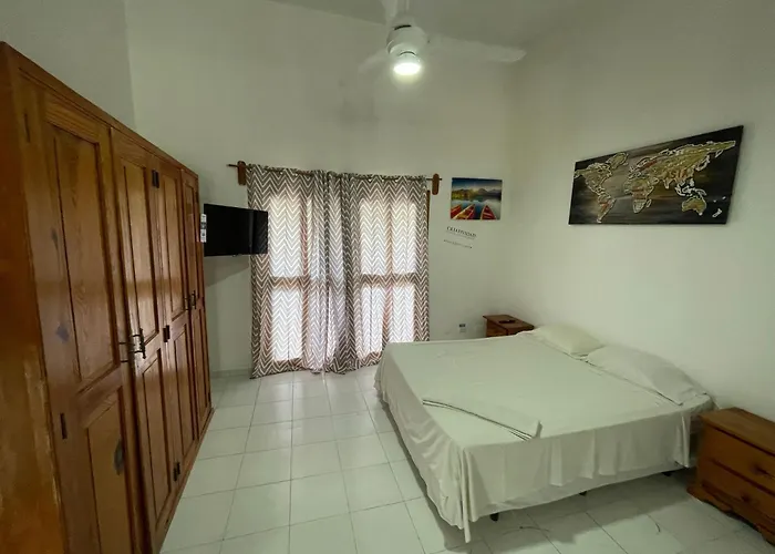 Boxy Villa Apartments