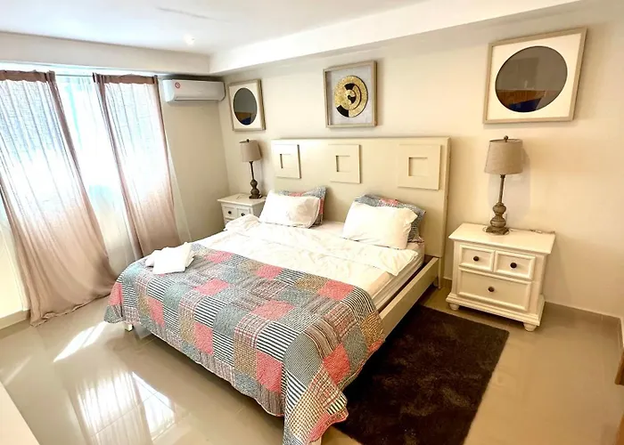 Noe Hotel #11 King Bedroom In The Heart Of Punta Cana