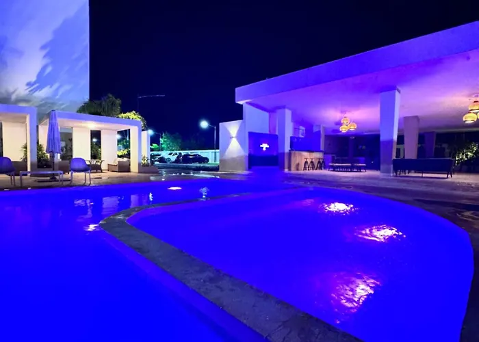 Apartamento Con Piscinas Y Amenidades In Punta Cana