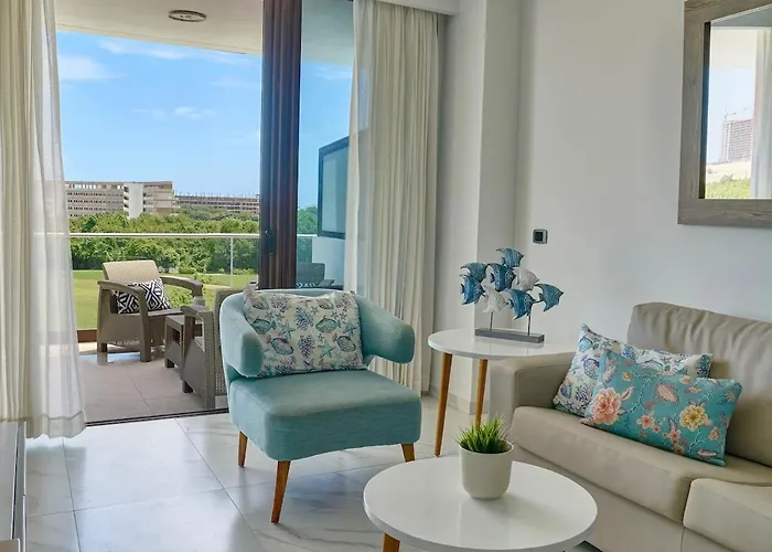 Luxury Stay With Beach, Golf, Pool, Casino And Spa