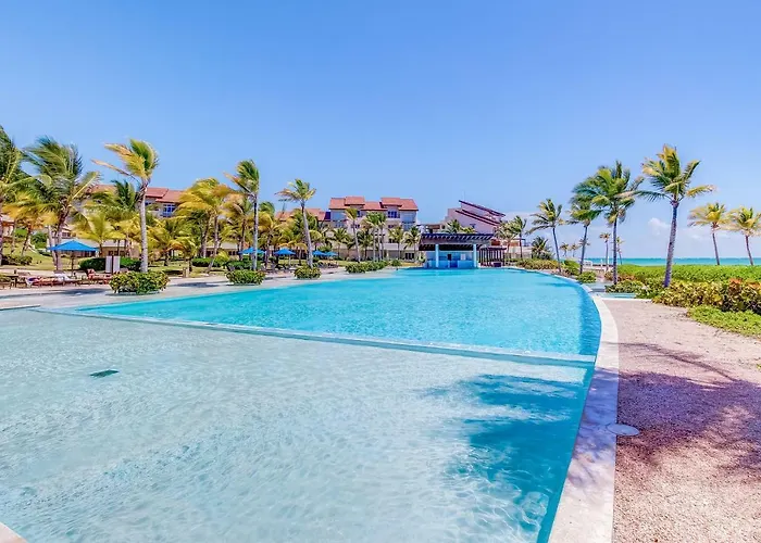 Apartments @ Soto Grande Beachfront