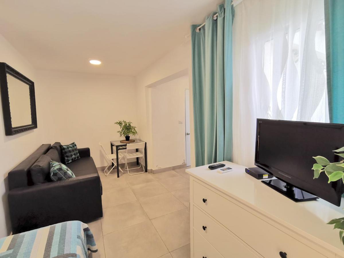 Beach Studio 4 People - Bbq, Wifi, Beach Amenities, Pickup From Airport, Kitchenette - Playa Los Corales Apartamento Punta Cana